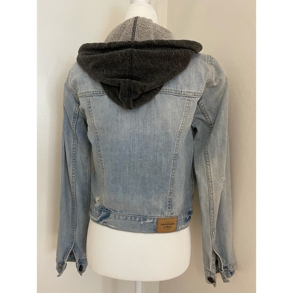 Abercrombie & Fitch Jean Jacket XS - Picture 3 of 3